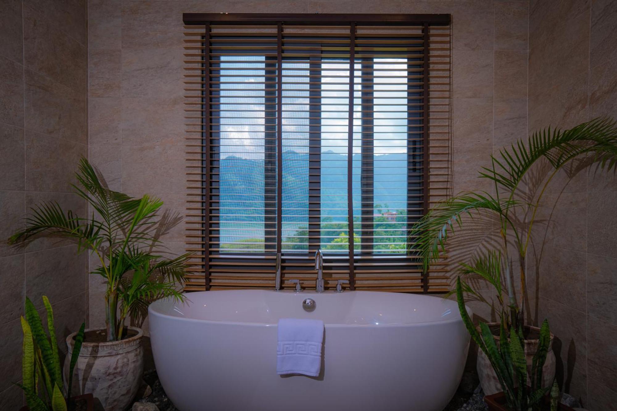 Dorje'S Resort And Spa 博卡拉 外观 照片